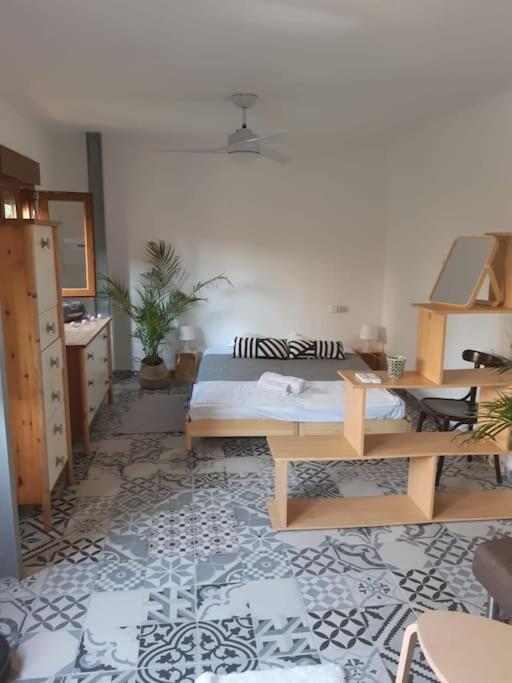 Precioso Apartamento Con A/A En Ruzafa Con Terracita Privada Y Acceso A Un Jardin, Para 2-3 Personas Valencia Kültér fotó