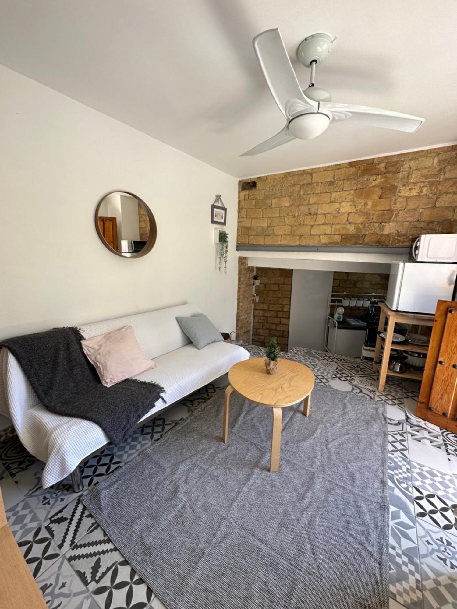 Precioso Apartamento Con A/A En Ruzafa Con Terracita Privada Y Acceso A Un Jardin, Para 2-3 Personas Valencia Kültér fotó