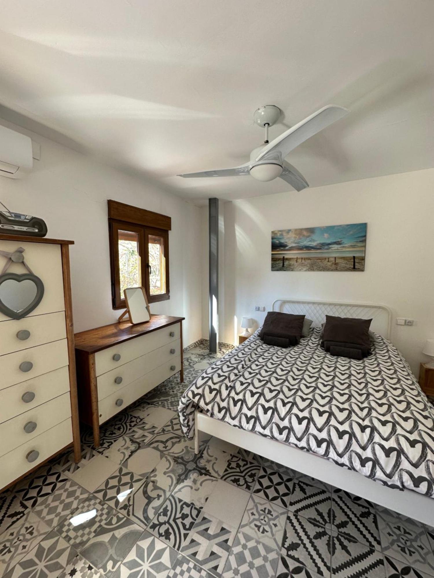 Precioso Apartamento Con A/A En Ruzafa Con Terracita Privada Y Acceso A Un Jardin, Para 2-3 Personas Valencia Kültér fotó